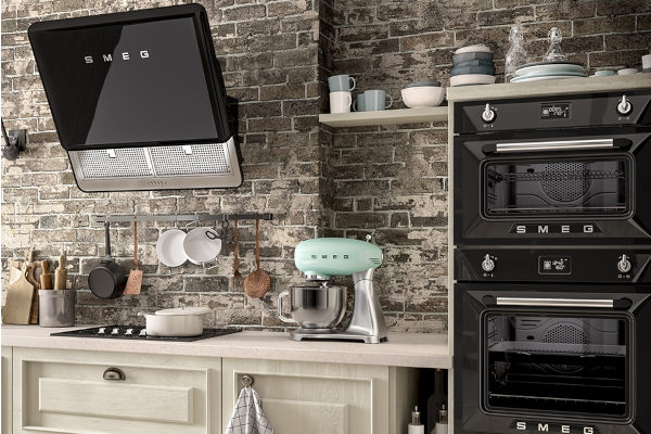 Okap Smeg KFAB84BL